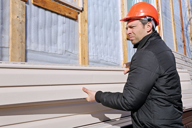 Handling Vinyl Siding Materials